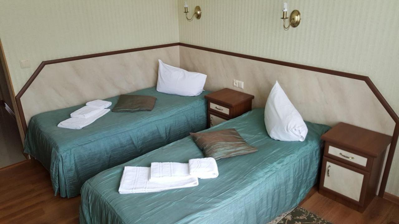 Hermes Resort Hotel With Medical Treatment Truskavets Buitenkant foto