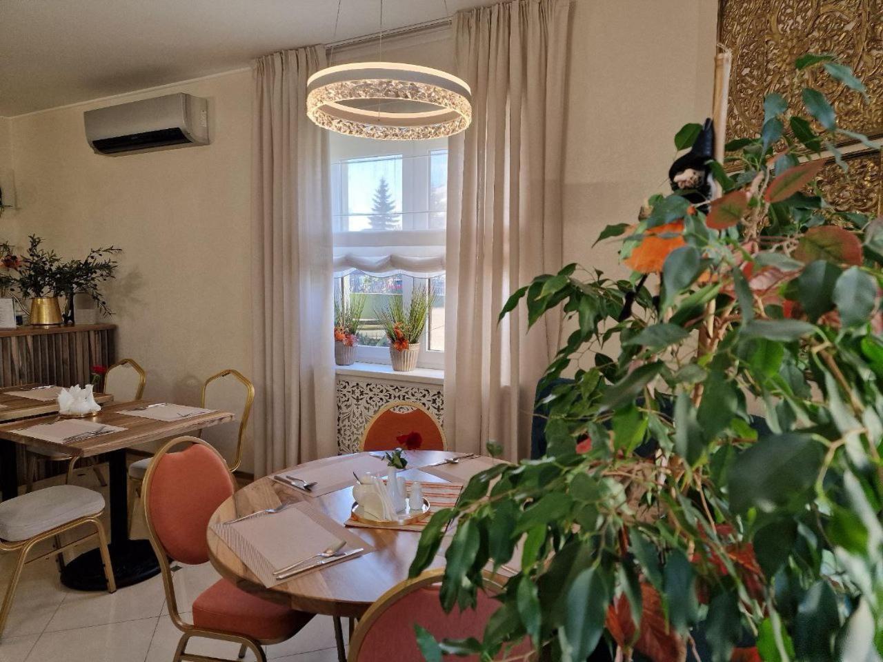 Hermes Resort Hotel With Medical Treatment Truskavets Buitenkant foto